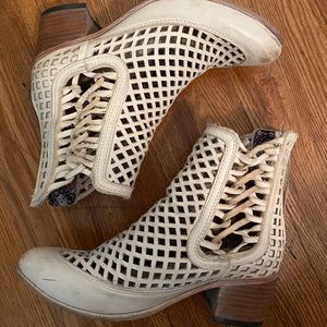 Freebird Boots Size 7